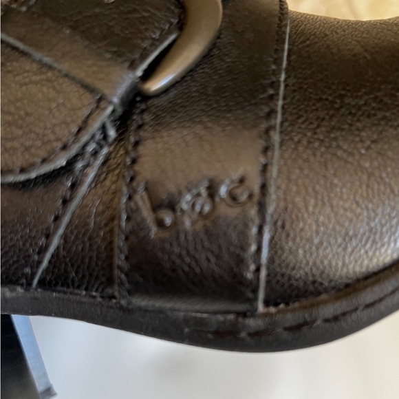 Born BOC Black Mules - Picture 6 of 11